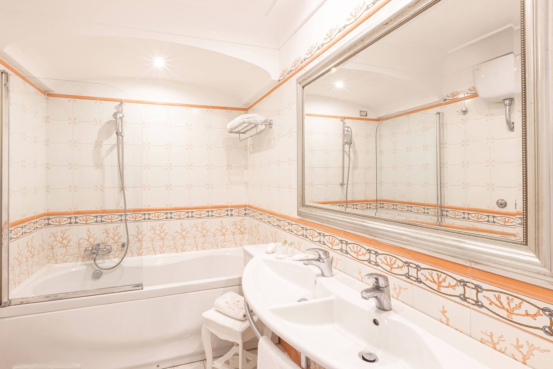 Soluzione Familiare Camere Hotel Corallo Sorrento 05