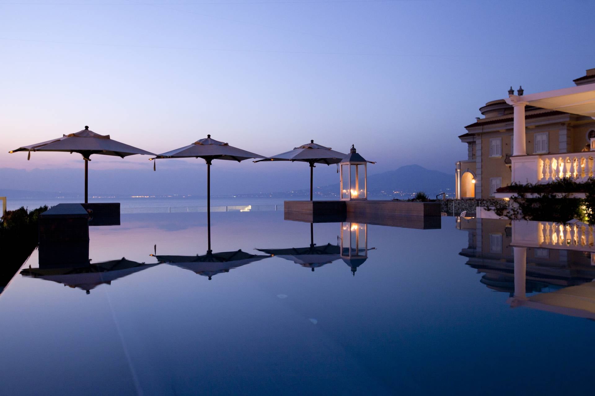 Hotel Corallo Sorrento Piscina 06