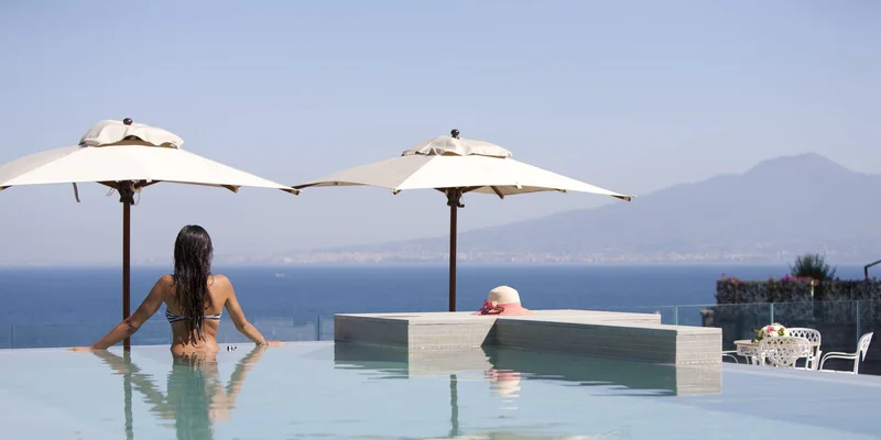 Hotel Corallo Sorrento Piscina 01