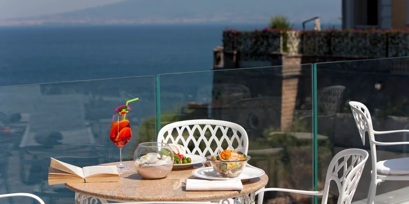 Hotel Corallo Sorrento Piscina 017