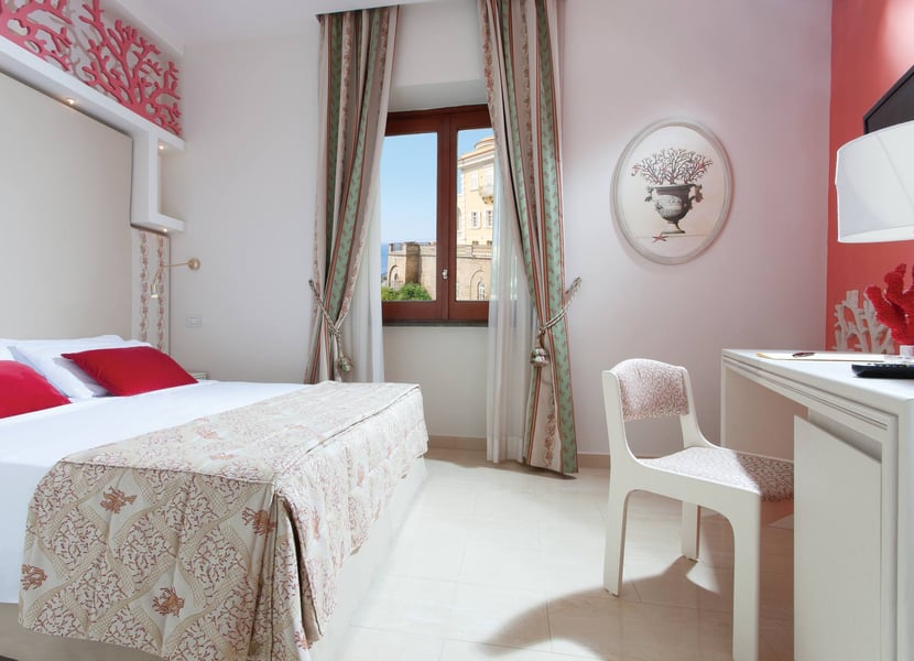 Classic Camere Hotel Corallo Sorrento 01